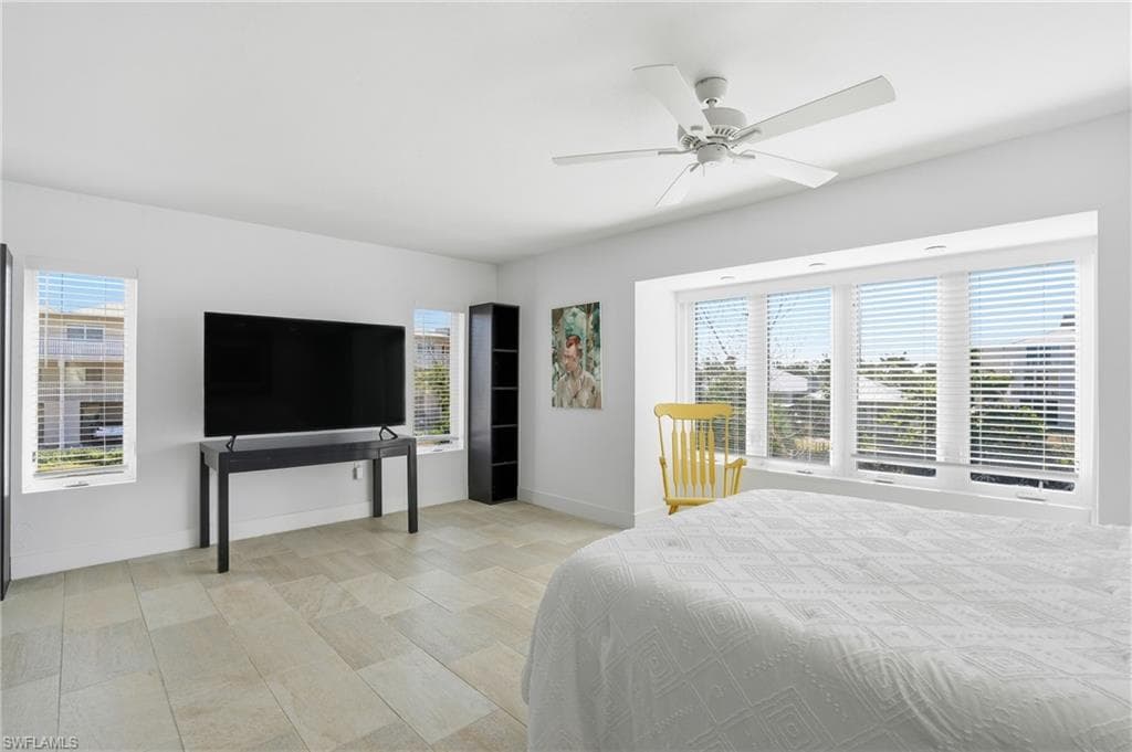 200 Periwinkle WAY # 233, SANIBEL FL 33957-23