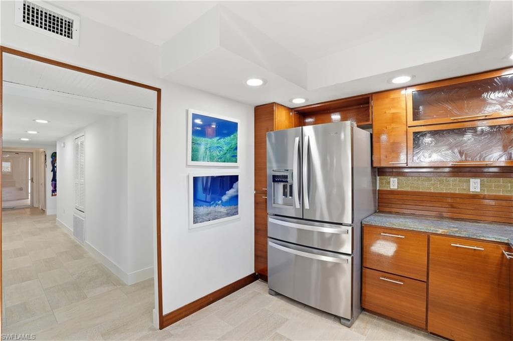 200 Periwinkle WAY # 233, SANIBEL FL 33957-13