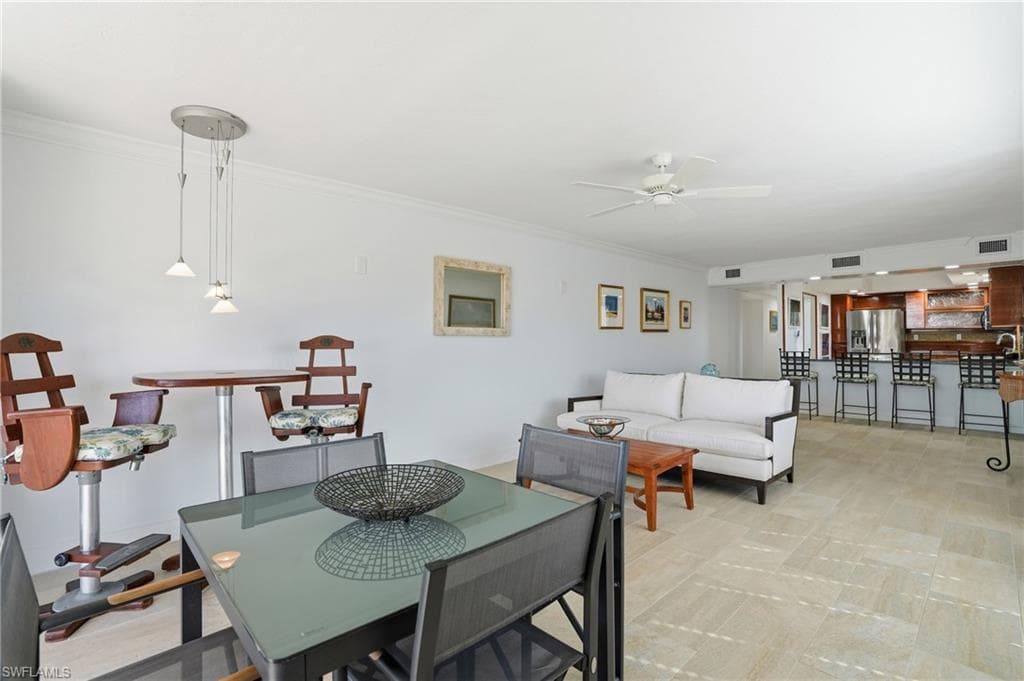 200 Periwinkle WAY # 233, SANIBEL FL 33957-7
