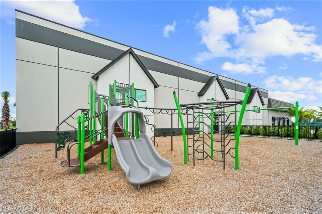 20240 Napa LOOP, ESTERO FL 33928-42