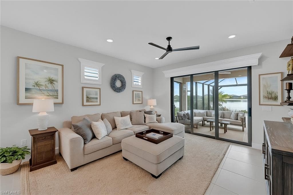 20240 Napa LOOP, ESTERO FL 33928-2