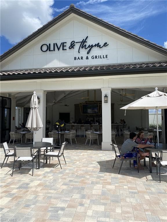 1657 Serena AVE, NAPLES FL 34120-37