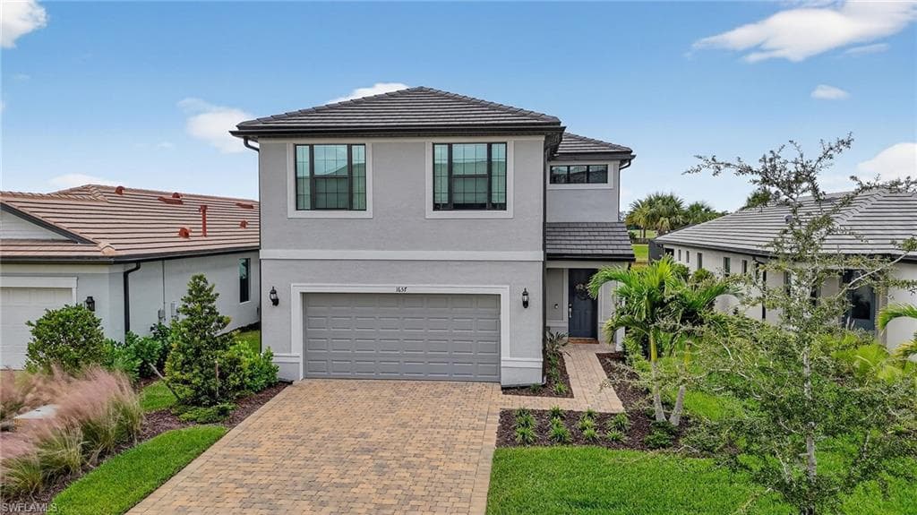 1657 Serena AVE, NAPLES FL 34120-32