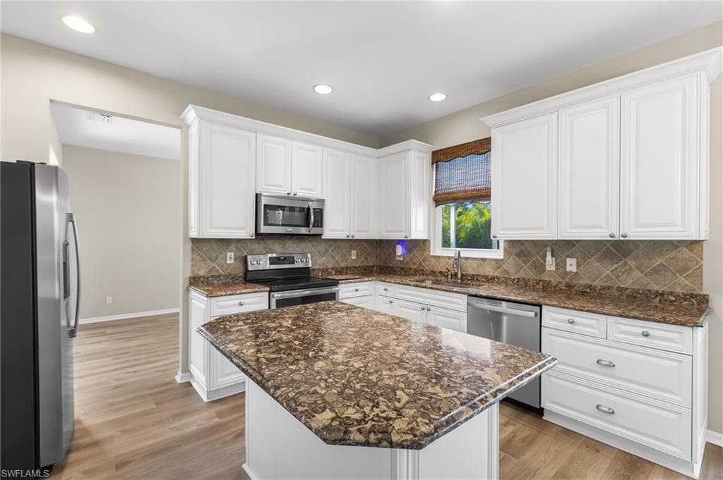 16620 Wellington Lakes CIR-18