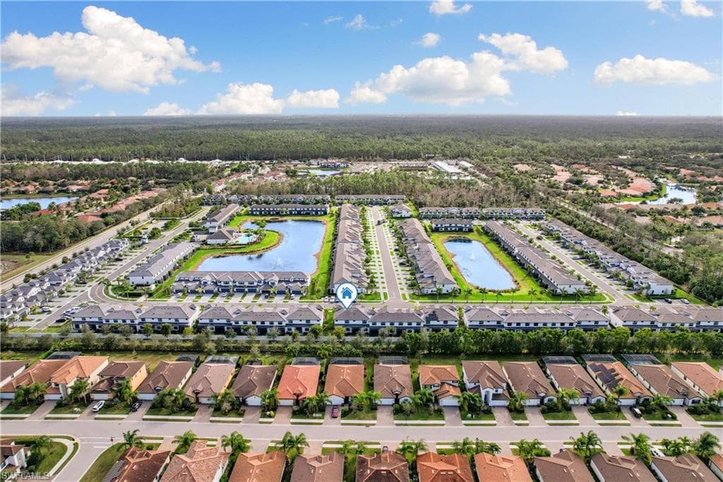 7578 Rockefeller DR, NAPLES FL 34119-35