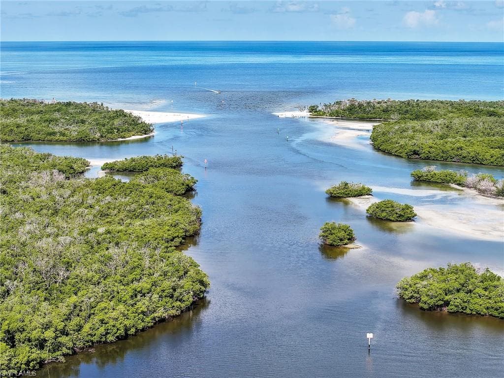 13105 Vanderbilt DR # 909, NAPLES FL 34110-13