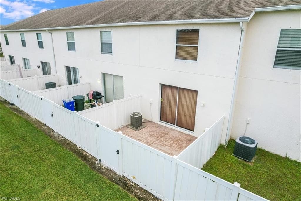 3635 Pine Oak CIR # 102, FORT MYERS FL 33916-18