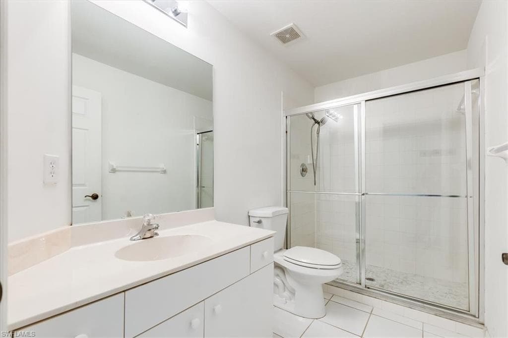 3635 Pine Oak CIR # 102, FORT MYERS FL 33916-29