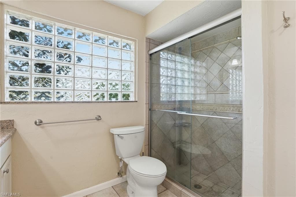 223 Pine Valley CIR, NAPLES FL 34113-23