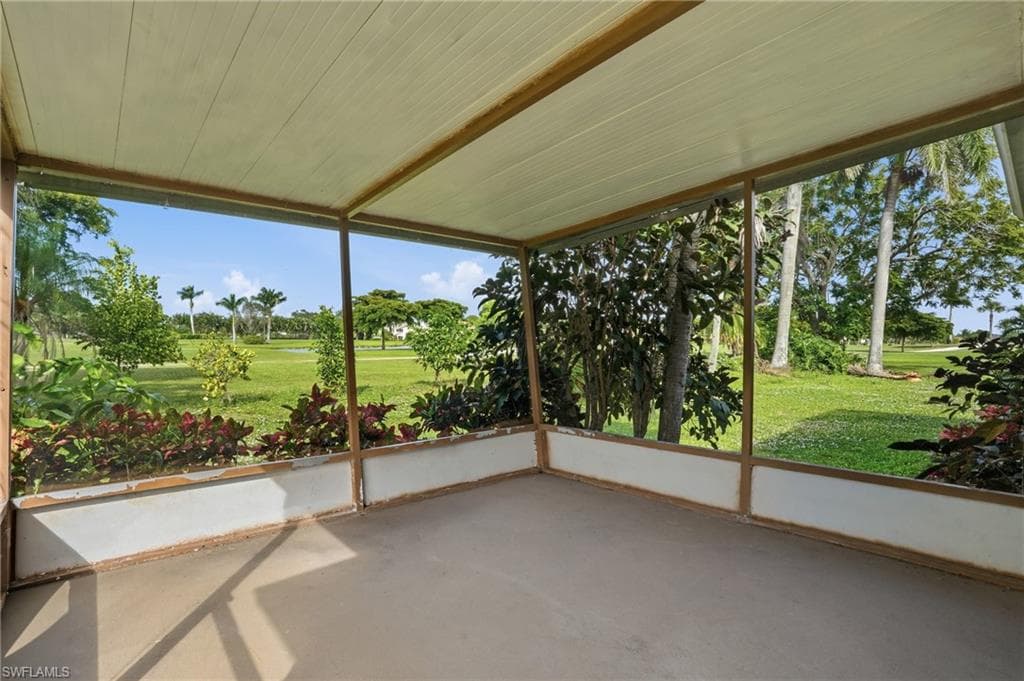 223 Pine Valley CIR, NAPLES FL 34113-36