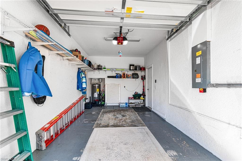 9070 Water Tupelo RD, FORT MYERS FL 33912-45