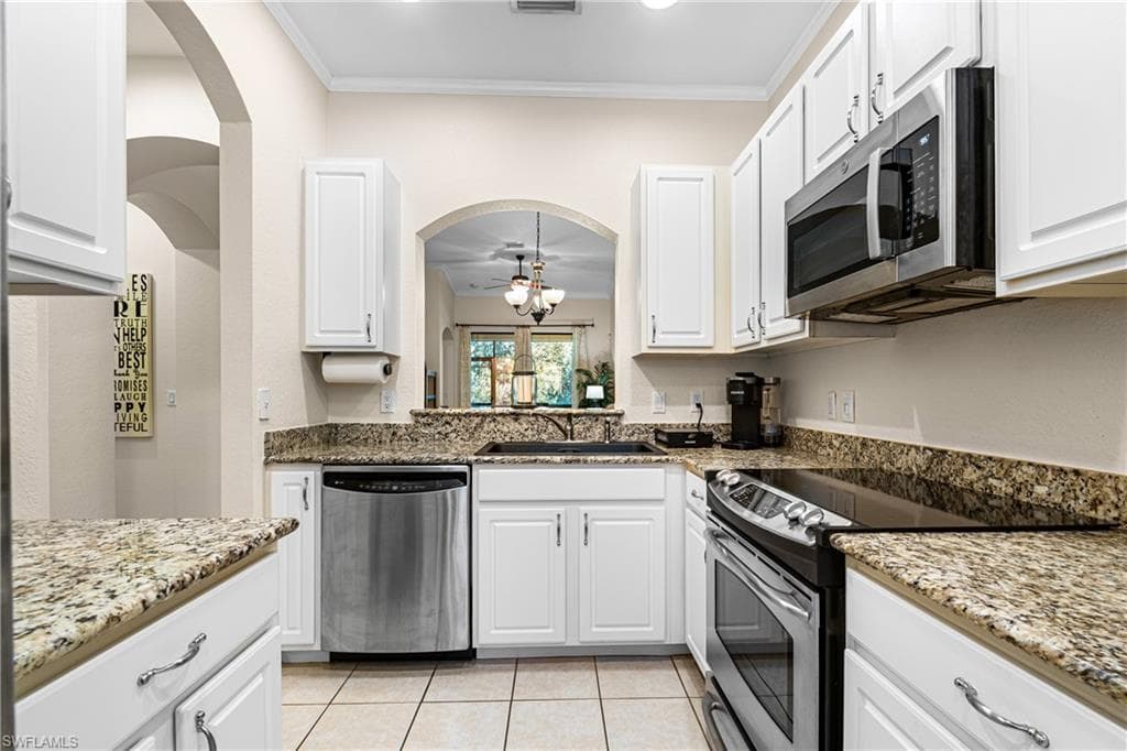 9070 Water Tupelo RD, FORT MYERS FL 33912-2