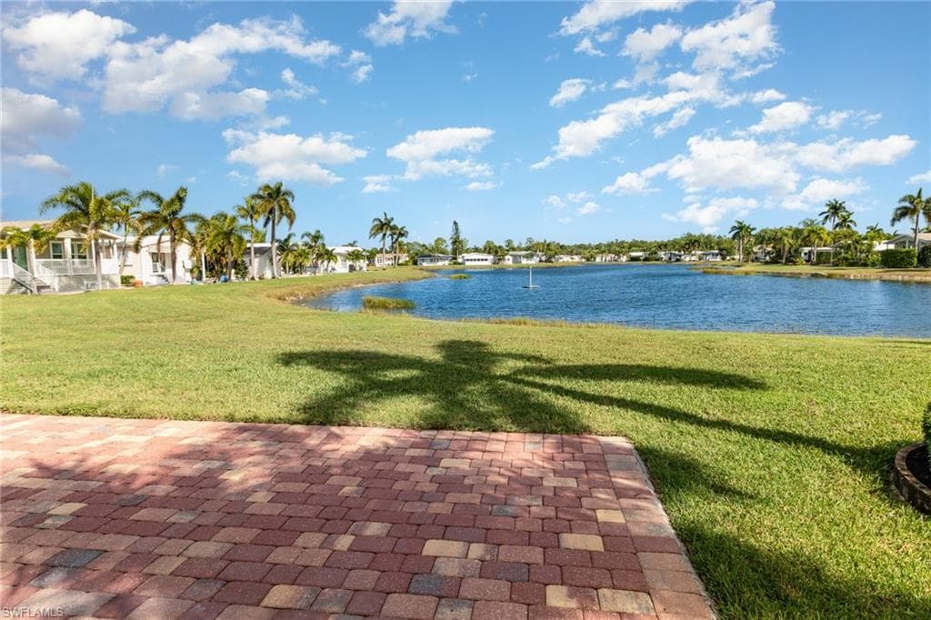 3048 Crystal Lake DR, NAPLES FL 34120-1
