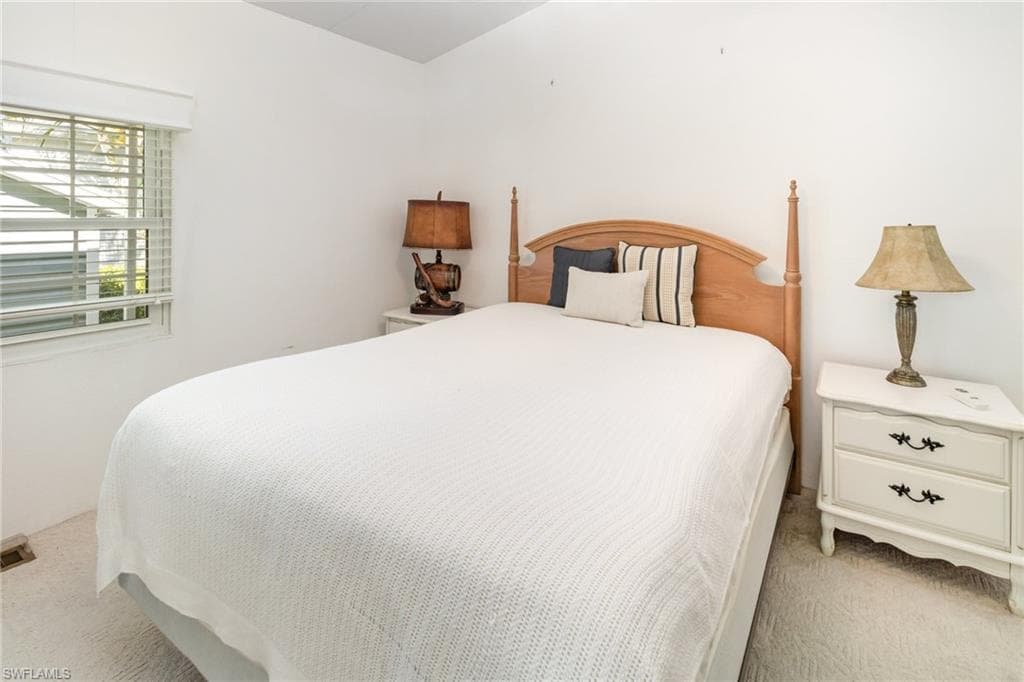 3048 Crystal Lake DR, NAPLES FL 34120-16