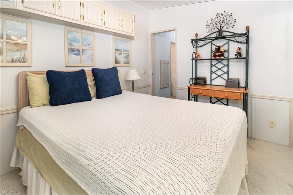 3048 Crystal Lake DR, NAPLES FL 34120-19