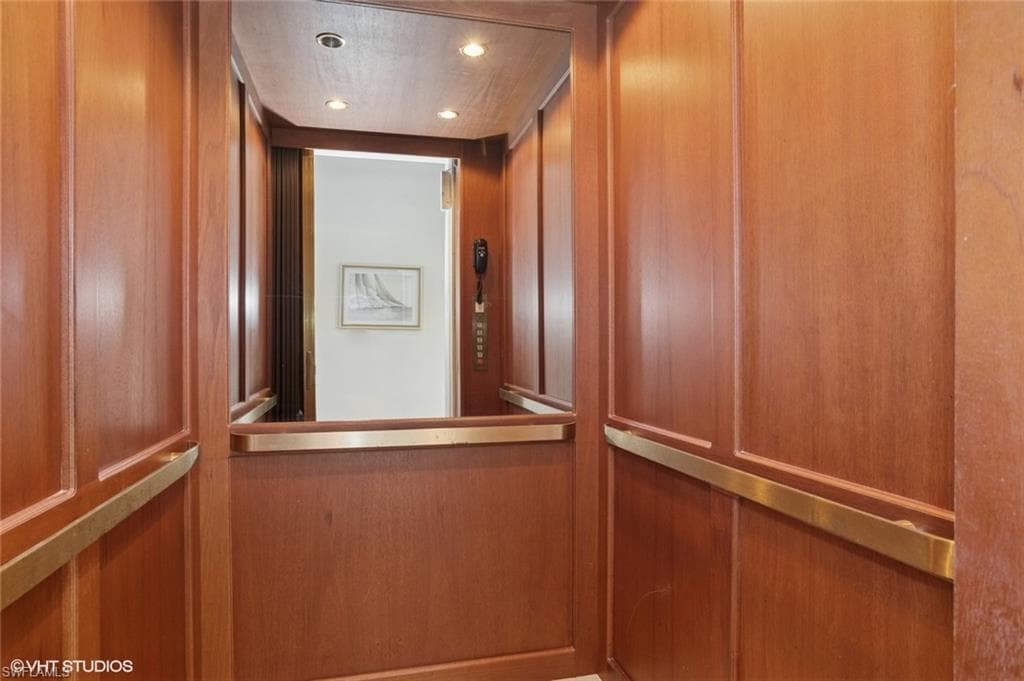 25921 Hickory BLVD # 1, BONITA SPRINGS FL 34134-40