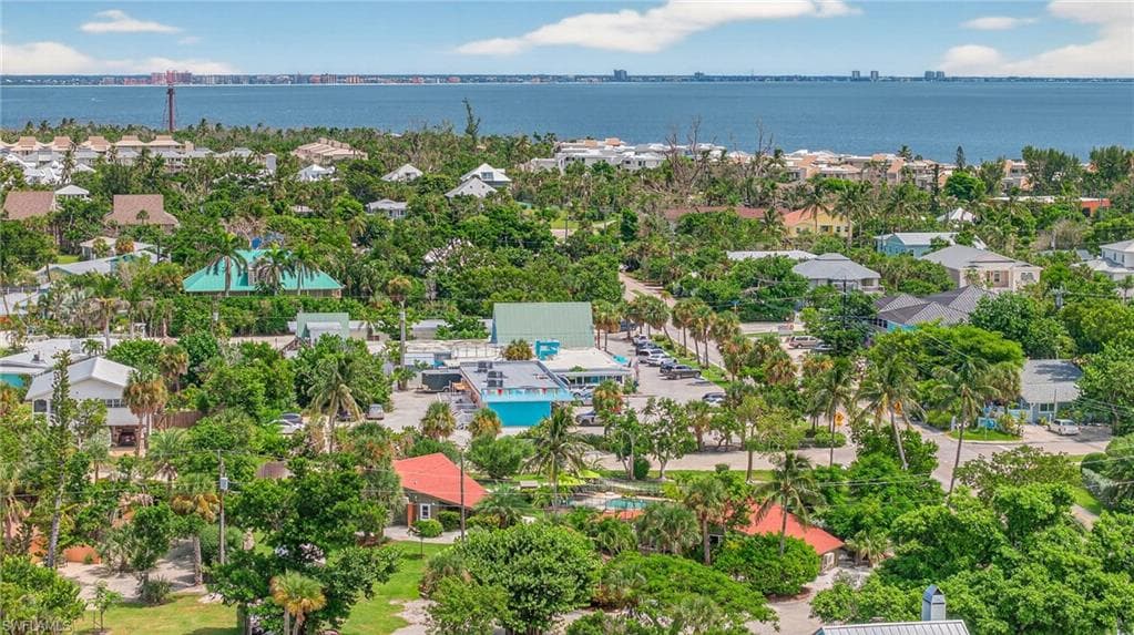 1220 Morningside PL, SANIBEL FL 33957-45