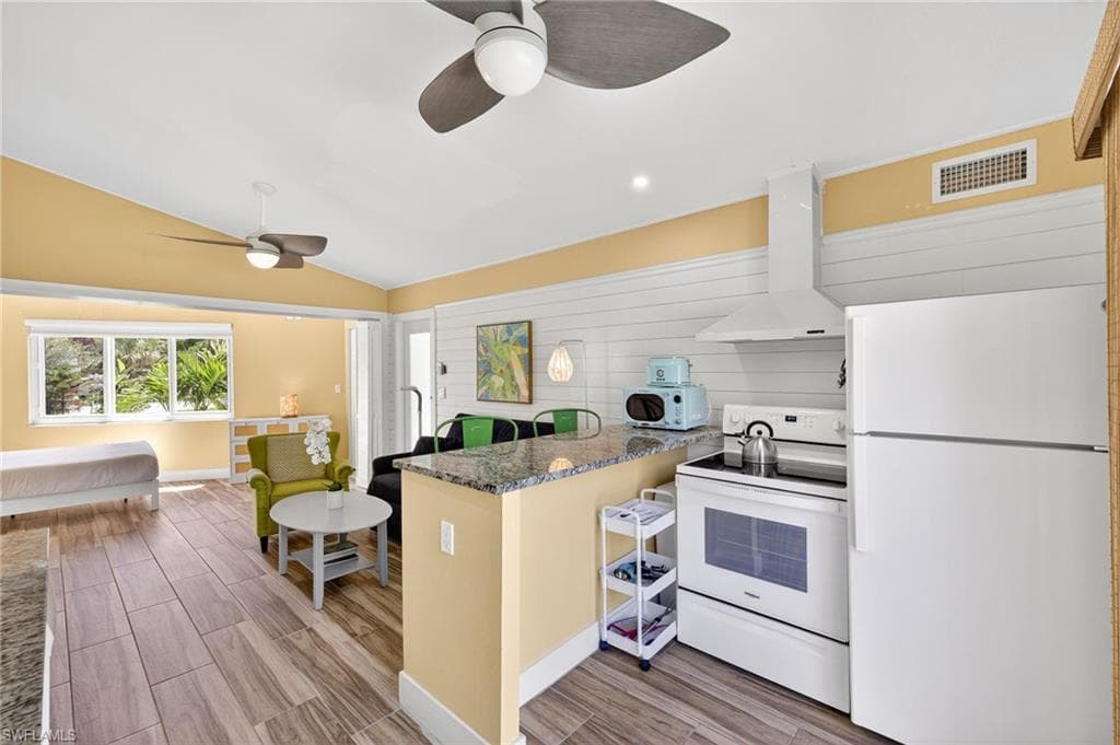 1220 Morningside PL, SANIBEL FL 33957-25