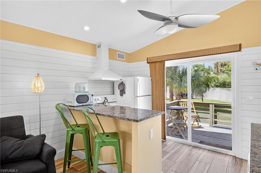 1220 Morningside PL, SANIBEL FL 33957-23