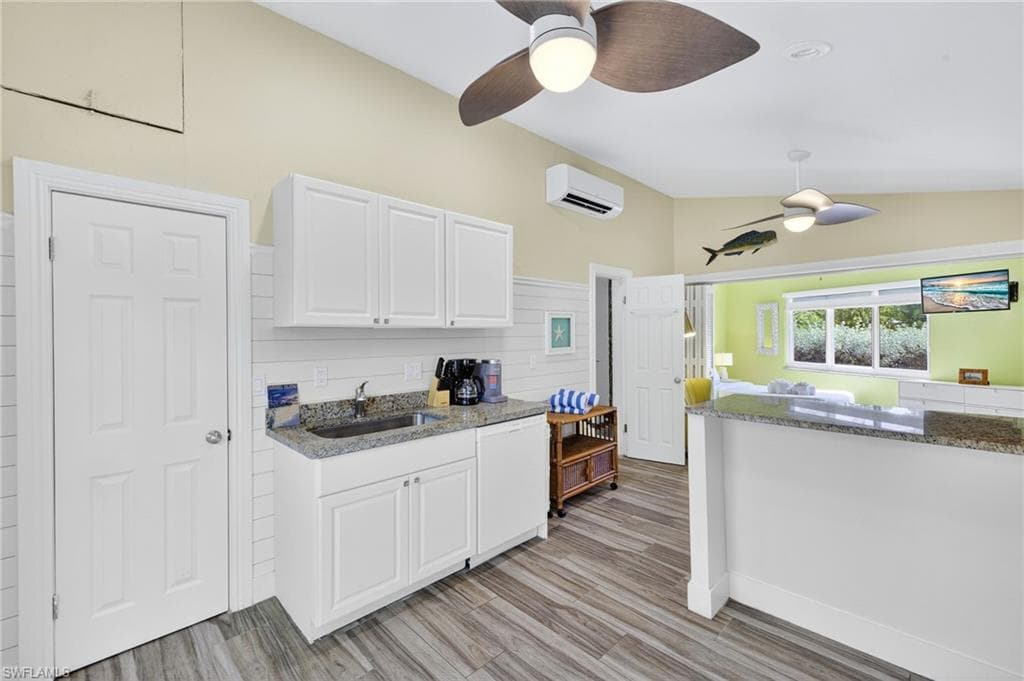 1220 Morningside PL, SANIBEL FL 33957-3