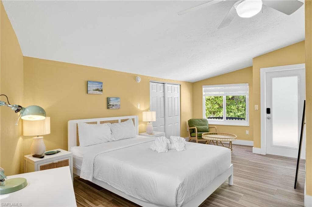 1220 Morningside PL, SANIBEL FL 33957-7