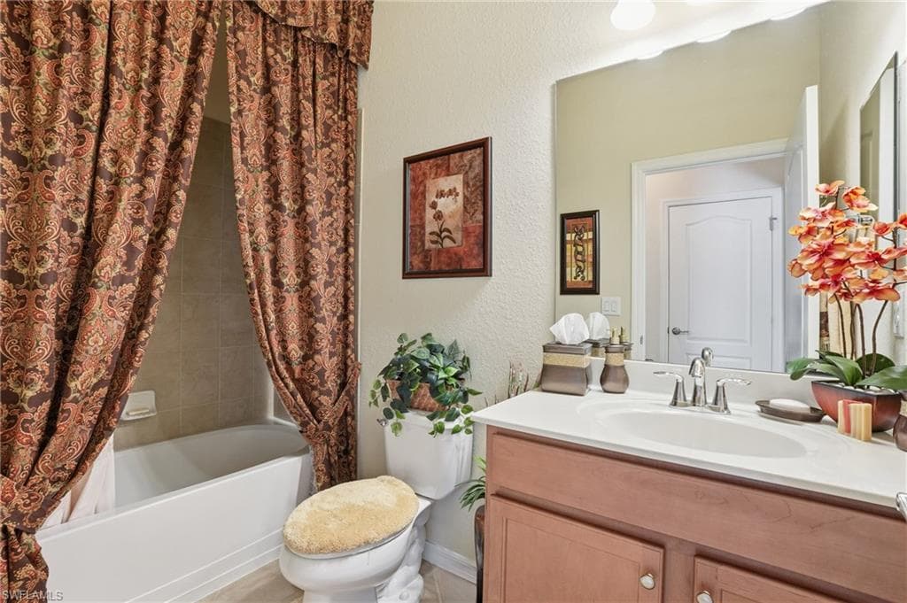 14654 Fern Lake CT, NAPLES FL 34114-33