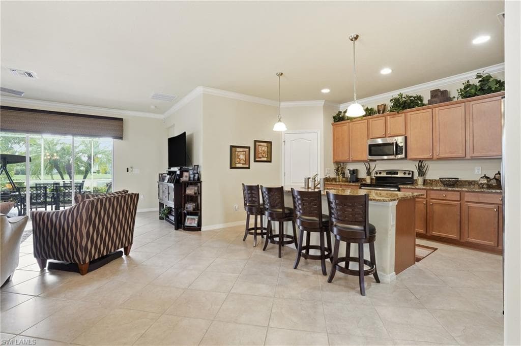 14654 Fern Lake CT, NAPLES FL 34114-14