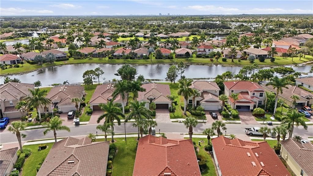 14654 Fern Lake CT, NAPLES FL 34114-3
