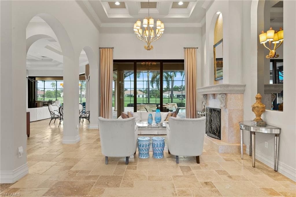 6068 Sunnyslope DR, NAPLES FL 34119-5