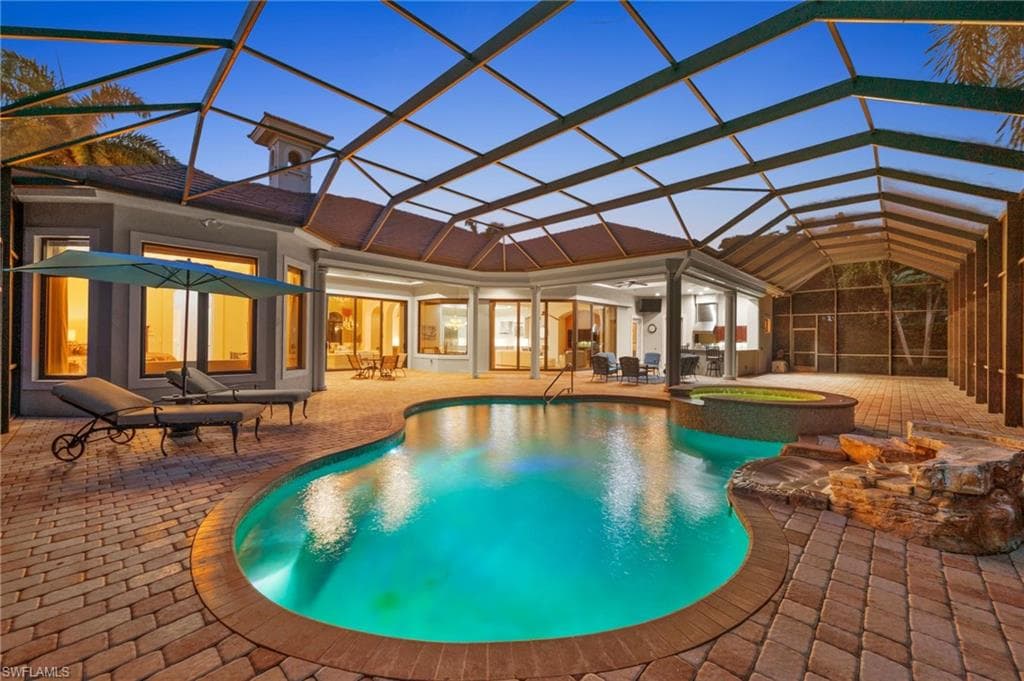 6068 Sunnyslope DR, NAPLES FL 34119-42