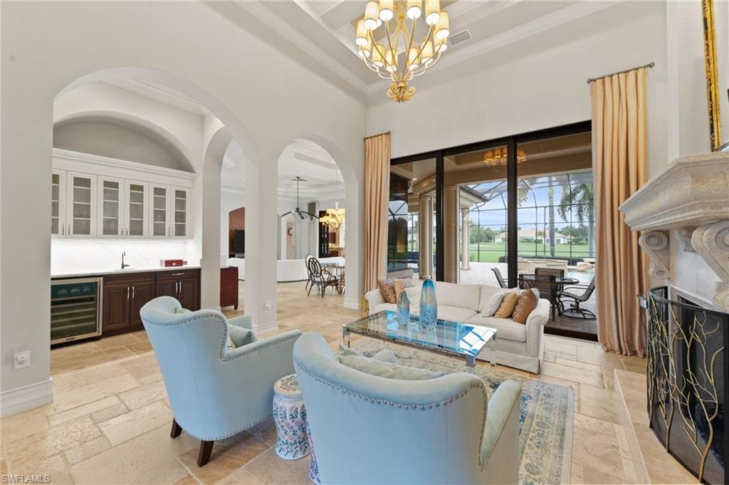 6068 Sunnyslope DR, NAPLES FL 34119-8