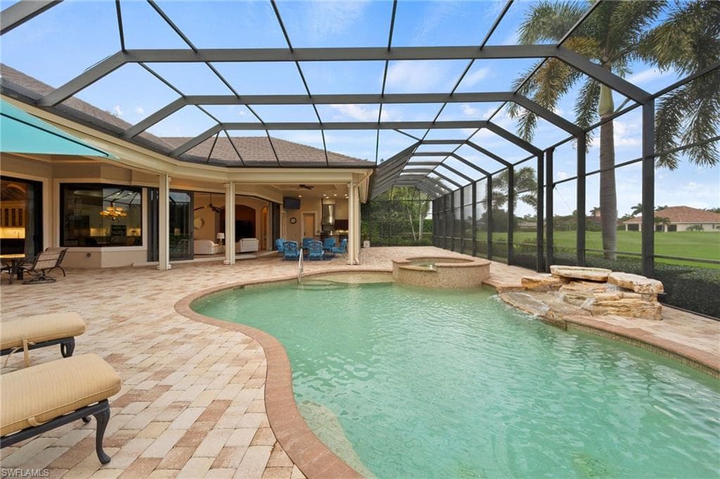 6068 Sunnyslope DR, NAPLES FL 34119-37