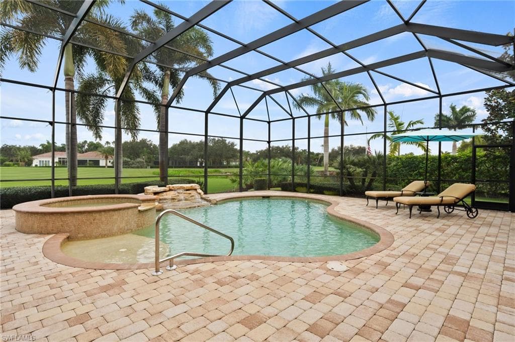 6068 Sunnyslope DR, NAPLES FL 34119-36