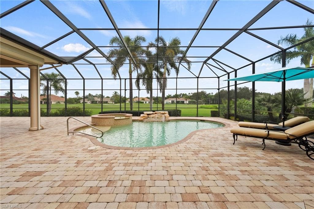 6068 Sunnyslope DR, NAPLES FL 34119-38