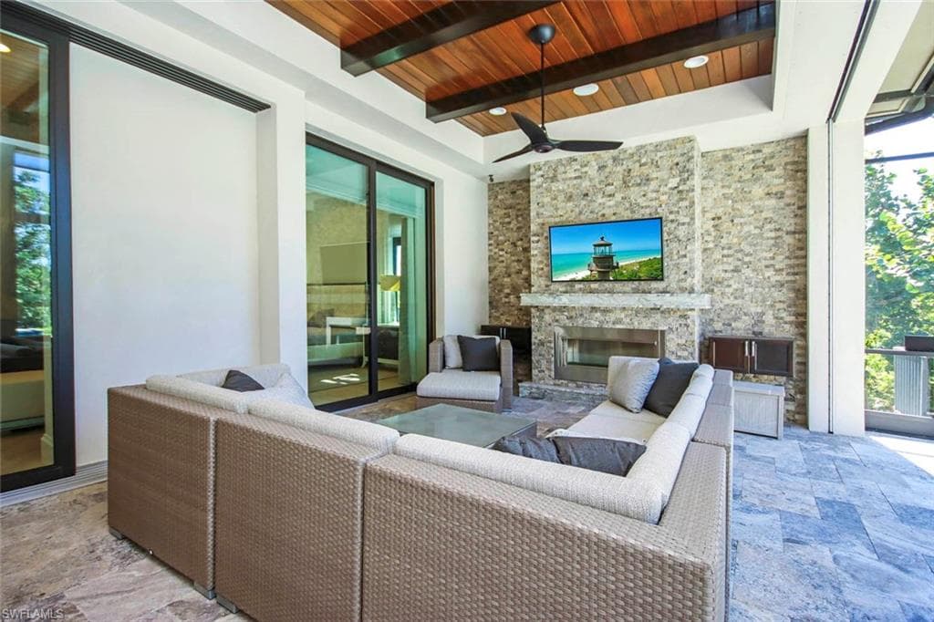 5639 Baltusrol CT, SANIBEL FL 33957-17