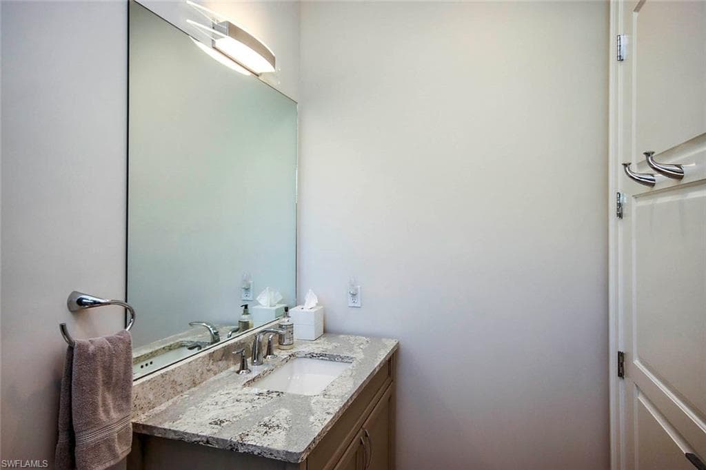 5639 Baltusrol CT, SANIBEL FL 33957-38