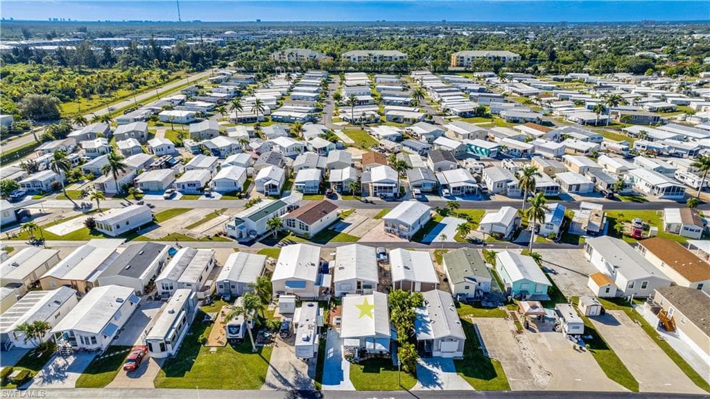 11077 Sunburst LN, FORT MYERS FL 33908-32