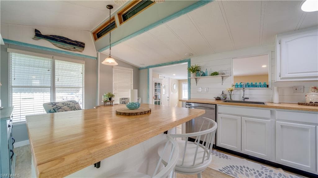 11077 Sunburst LN, FORT MYERS FL 33908-13