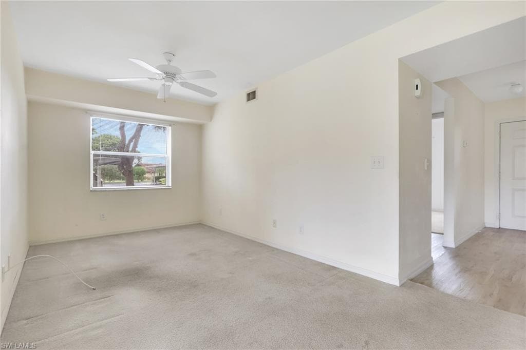 162 Pebble Shores DR # 104, NAPLES FL 34110-23