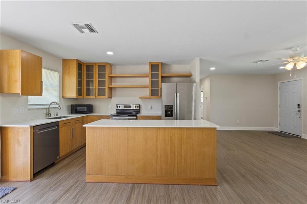 18417 Lee RD, FORT MYERS FL 33967-1