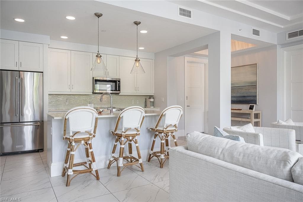 1035 3RD AVE S # 414, NAPLES FL 34102-7