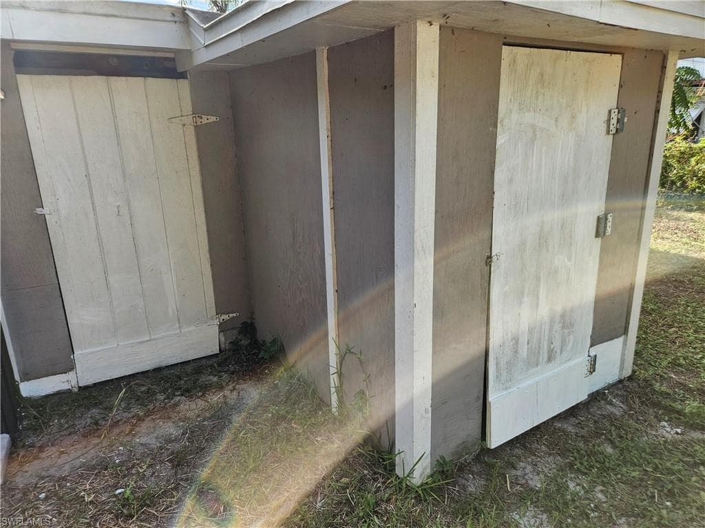 1322 Old Bridge RD, NORTH FORT MYERS FL 33917-24