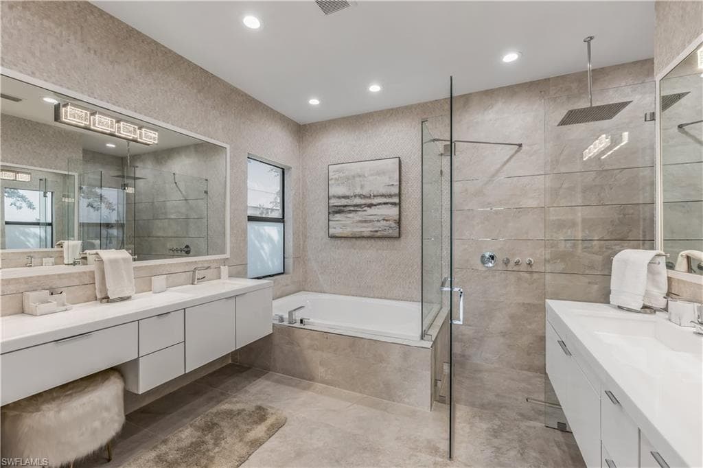 4410 Caldera CIR, NAPLES FL 34119-22