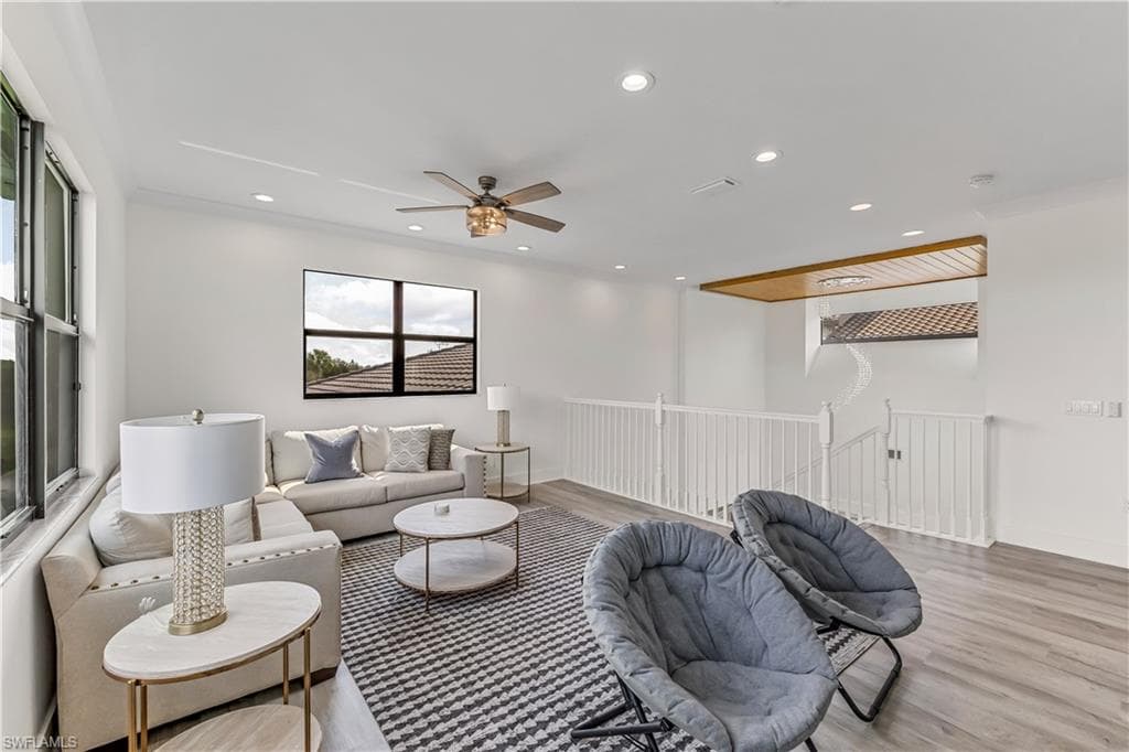 4410 Caldera CIR, NAPLES FL 34119-28