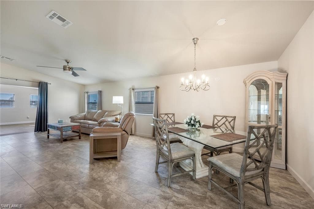 89 Pacific WAY # 89, NAPLES FL 34104-9