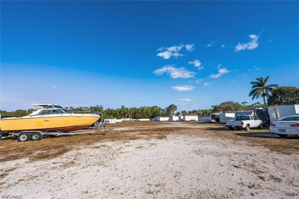 89 Pacific WAY # 89, NAPLES FL 34104-30