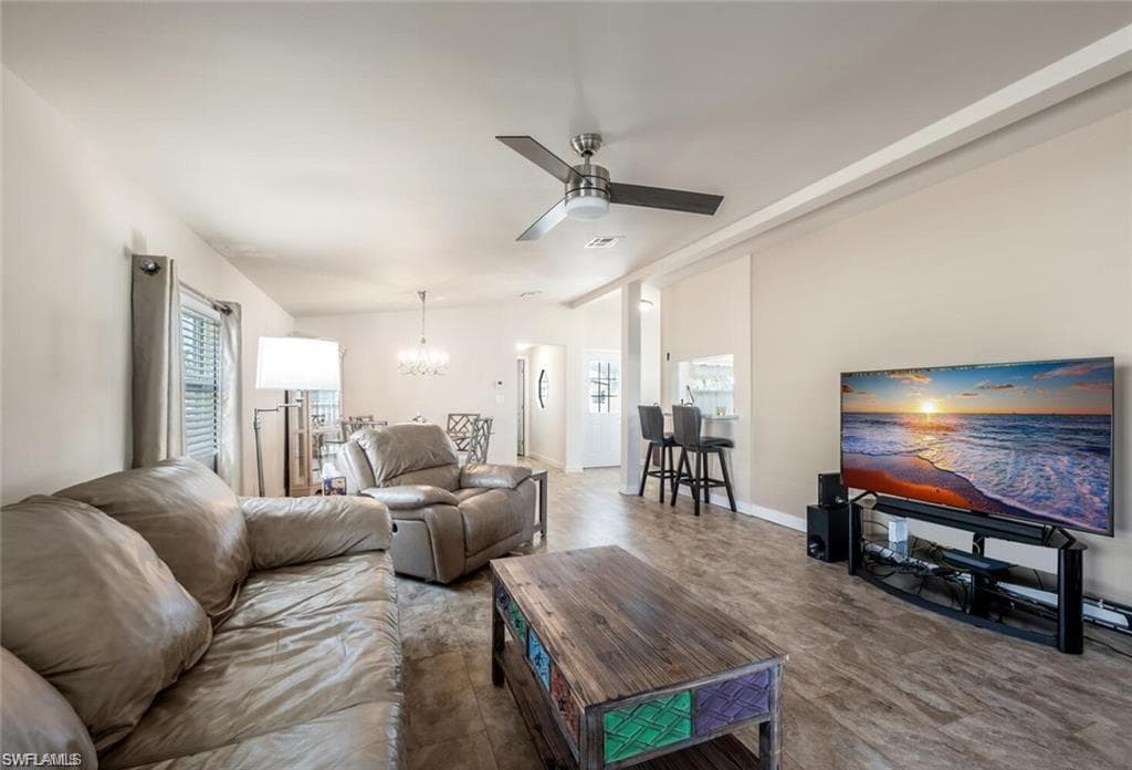 89 Pacific WAY # 89, NAPLES FL 34104-7