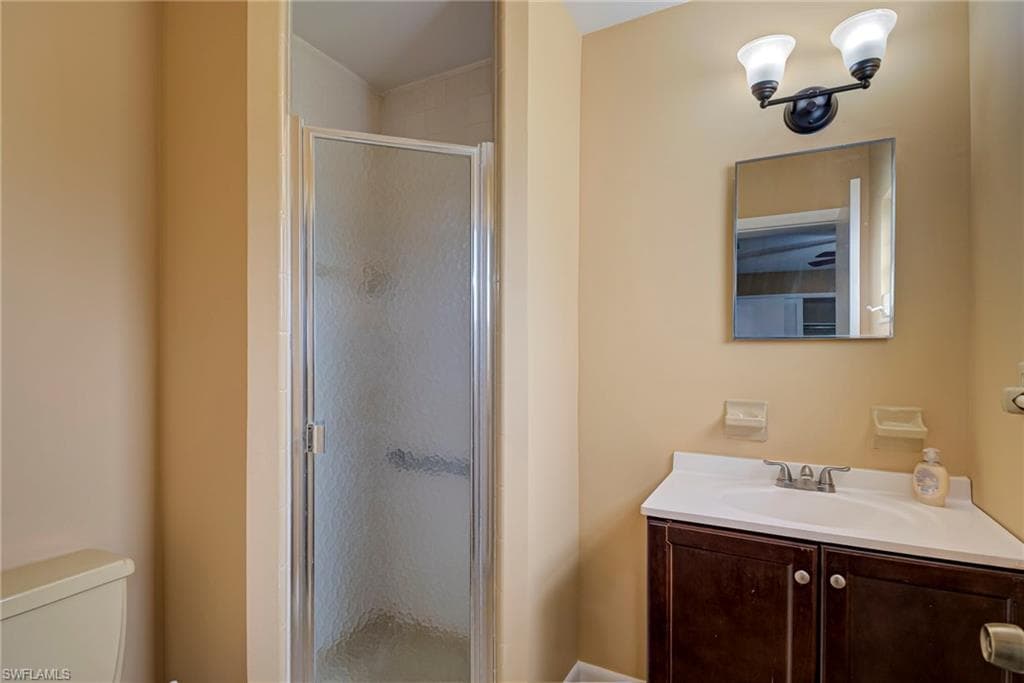 326 Canyon DR N, LEHIGH ACRES FL 33936-11