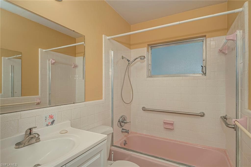 326 Canyon DR N, LEHIGH ACRES FL 33936-14