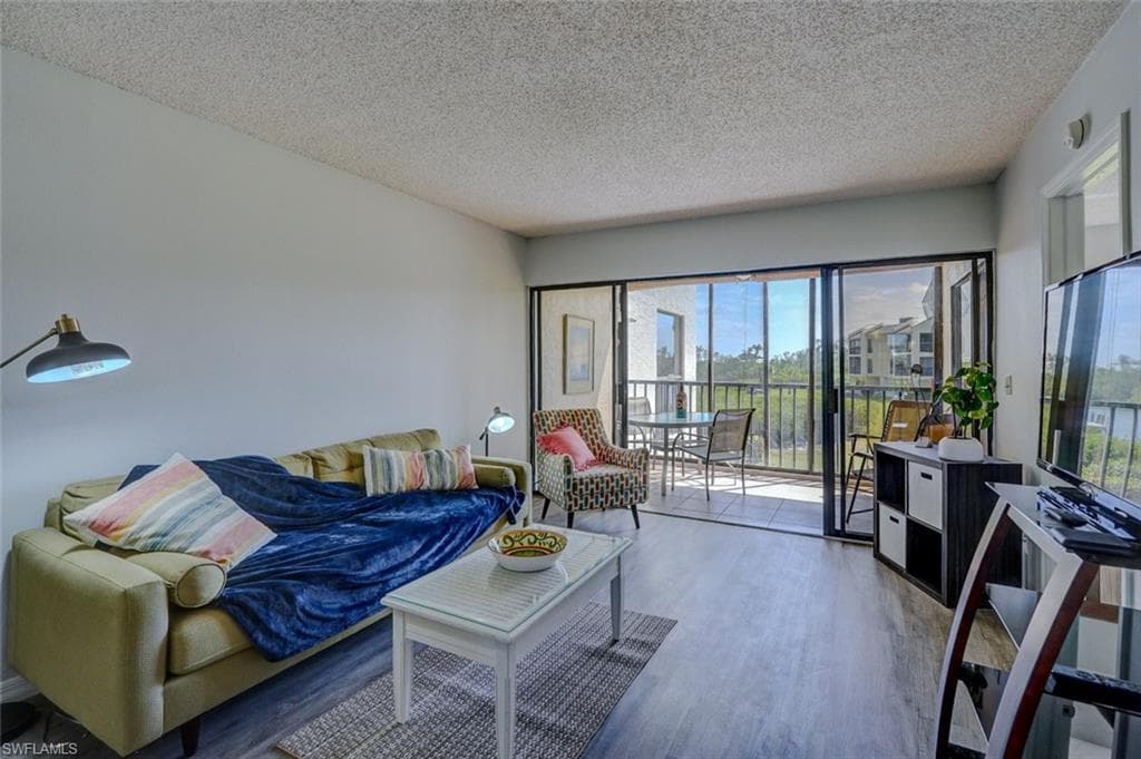 21440 Bay Village DR # 122, FORT MYERS BEACH FL 33931-16